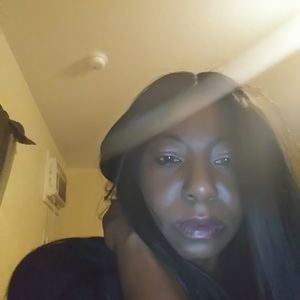 Meet your Posher, Laseana